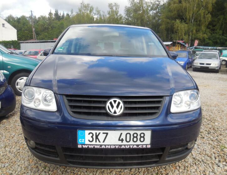 Volkswagen Touran 2