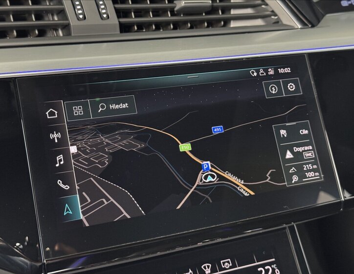 Audi e-tron SUV / Terénní 0,0 300 kw