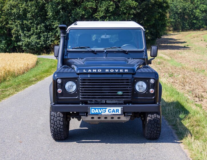Land Rover Defender SUV 2,2 l 90 kw