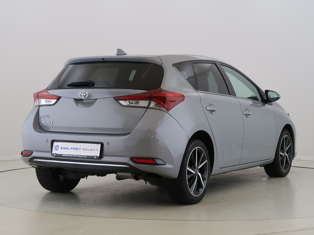 Toyota Auris Hatchback 1,6 l 97 kw