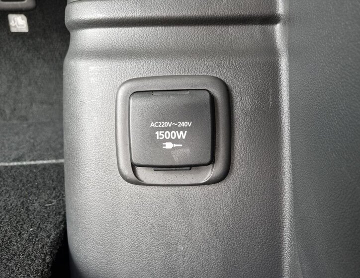 Mitsubishi Outlander SUV / Terénní 2,4 l 165 kw