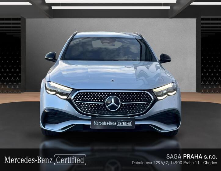 Mercedes-Benz Třídy E 8