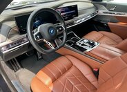 BMW i7 Sedan / Limuzína 0,0 400 kw