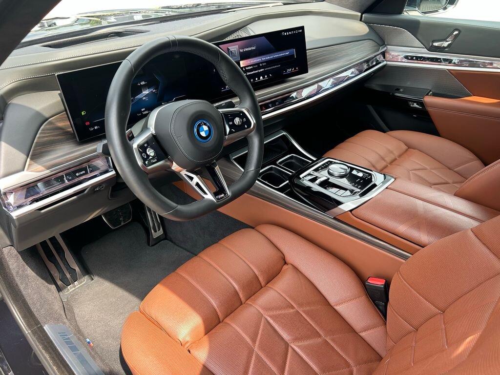 BMW i7 Sedan / Limuzína 0,0 400 kw