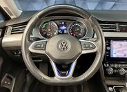 Volkswagen Passat 13