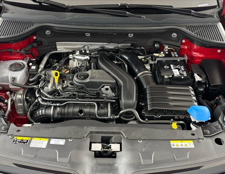 Škoda Karoq SUV / Terénní 1,5 l 110 kw