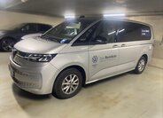 Volkswagen Multivan 1