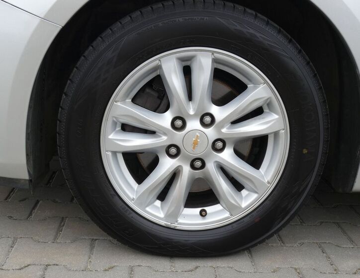 Chevrolet Cruze 19