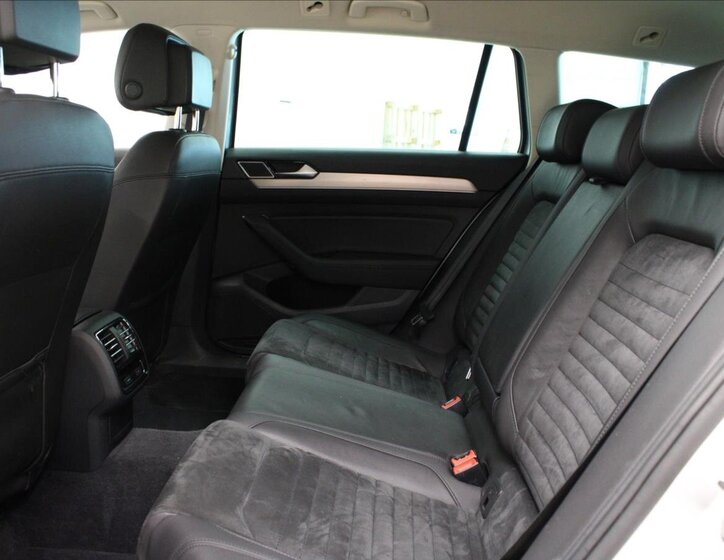 Volkswagen Passat Kombi 2,0 l 110 kw