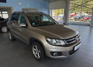 Volkswagen Tiguan 1