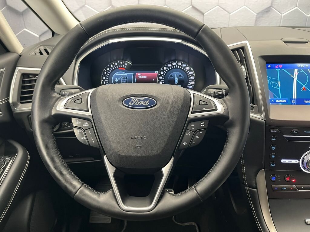 Ford S-MAX MPV 2,5 l 140 kw