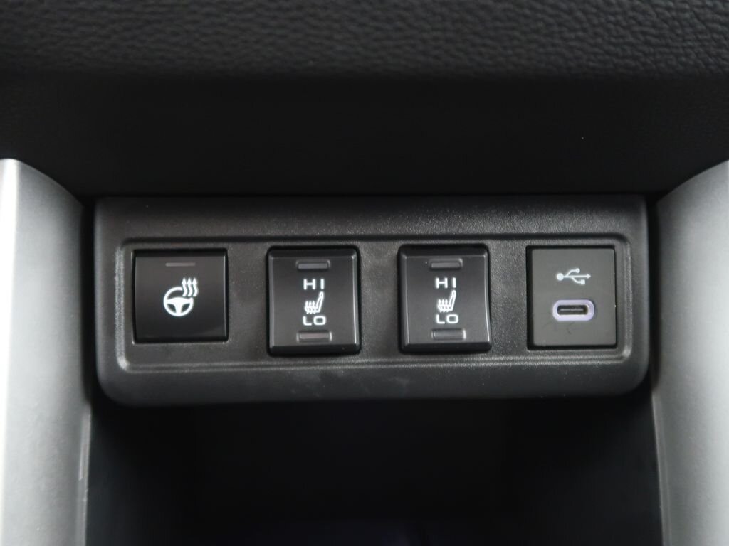 Toyota Corolla Cross Hatchback 2,0 l 112 kw