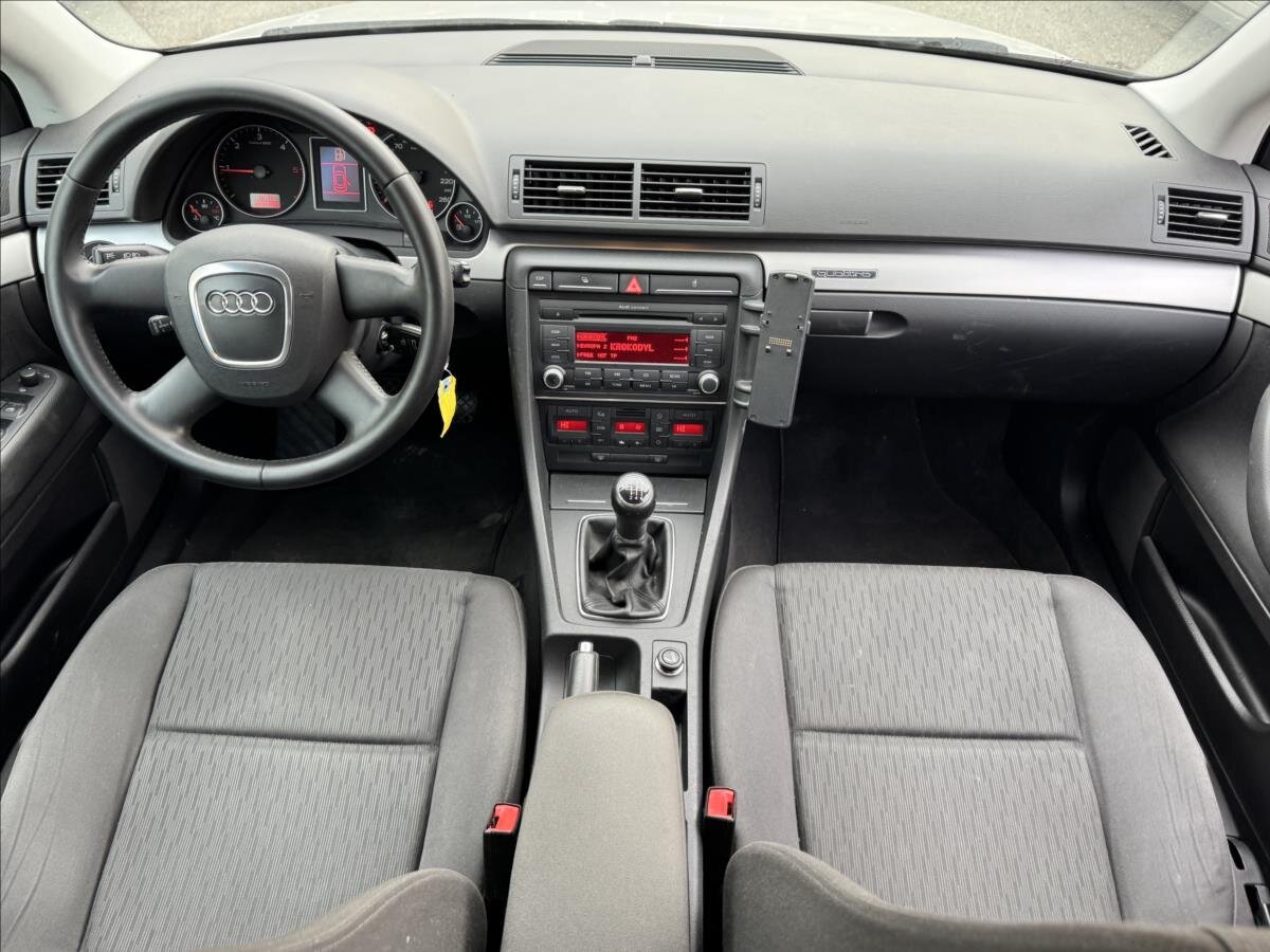 Audi A4 Kombi 2,0 l 103 kw