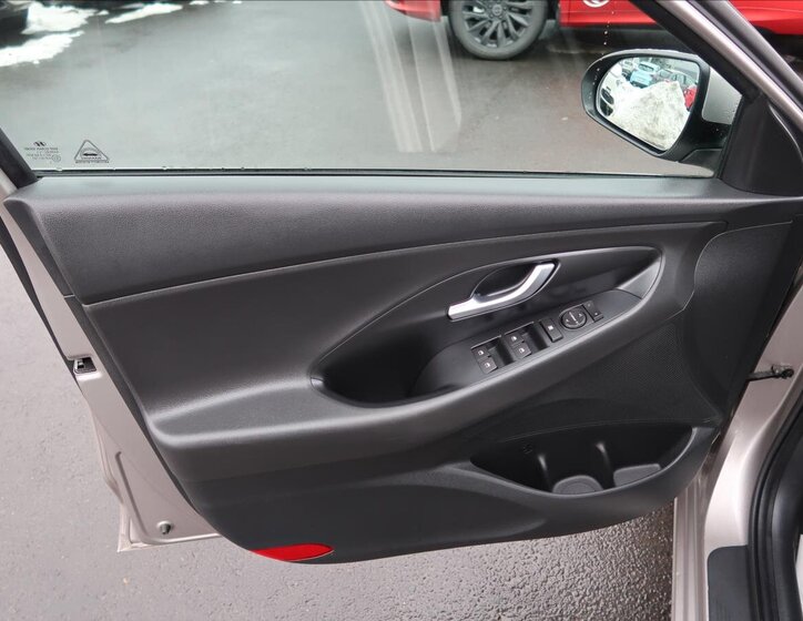 Hyundai i30 Hatchback 998,0 88 kw