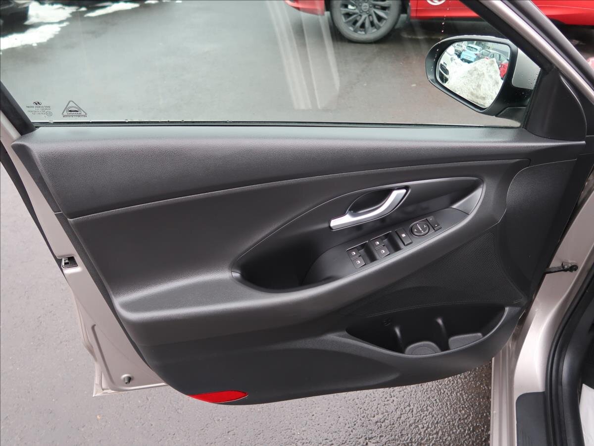 Hyundai i30 Hatchback 998,0 88 kw