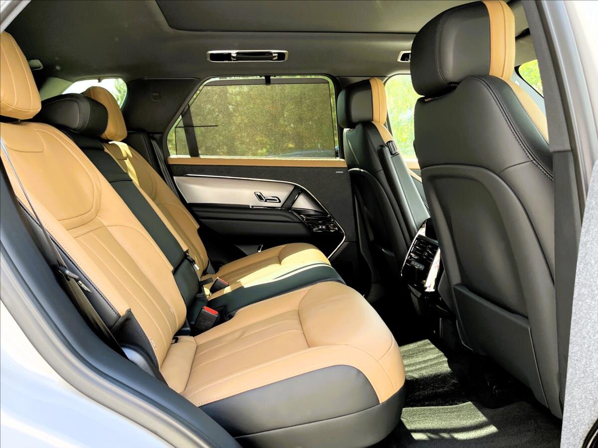 Land Rover Range Rover Sport SUV / Terénní 3,0 l 183 kw