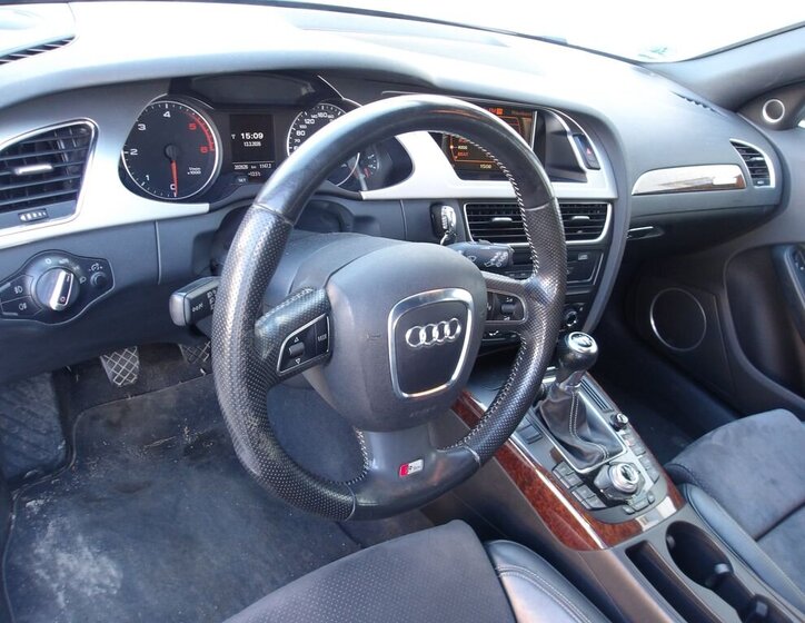 Audi A4 Kombi 3,0 l 176 kw