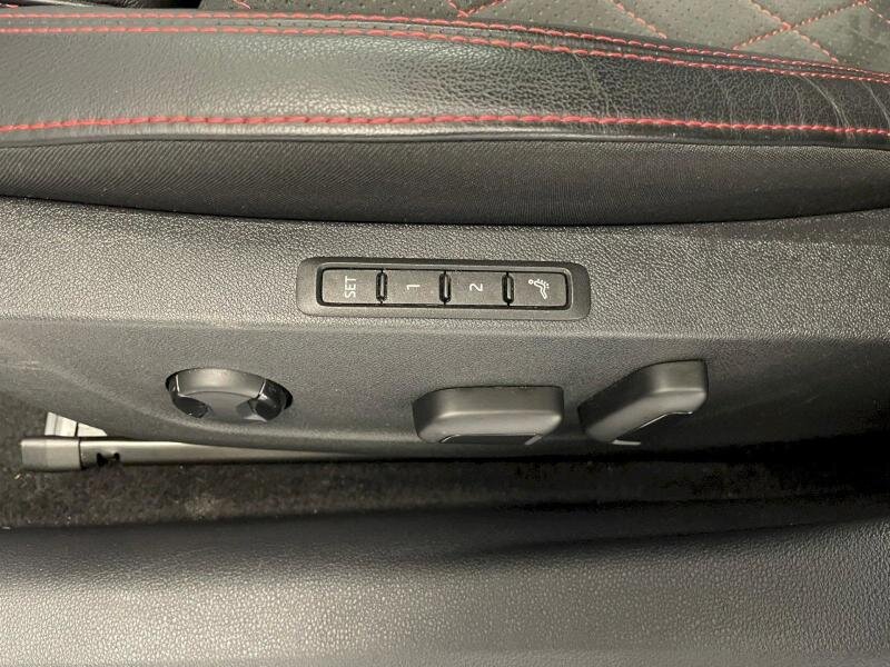 Škoda Octavia Kombi 2,0 l 180 kw