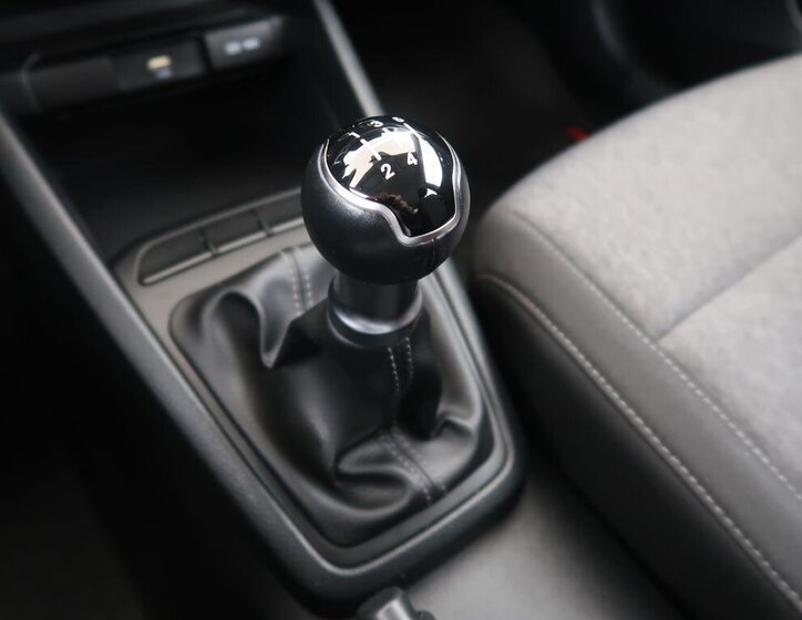 KIA Stonic Kombi 1,2 l 61 kw