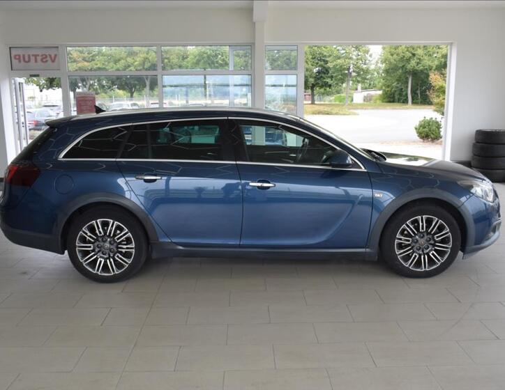 Opel Insignia 4