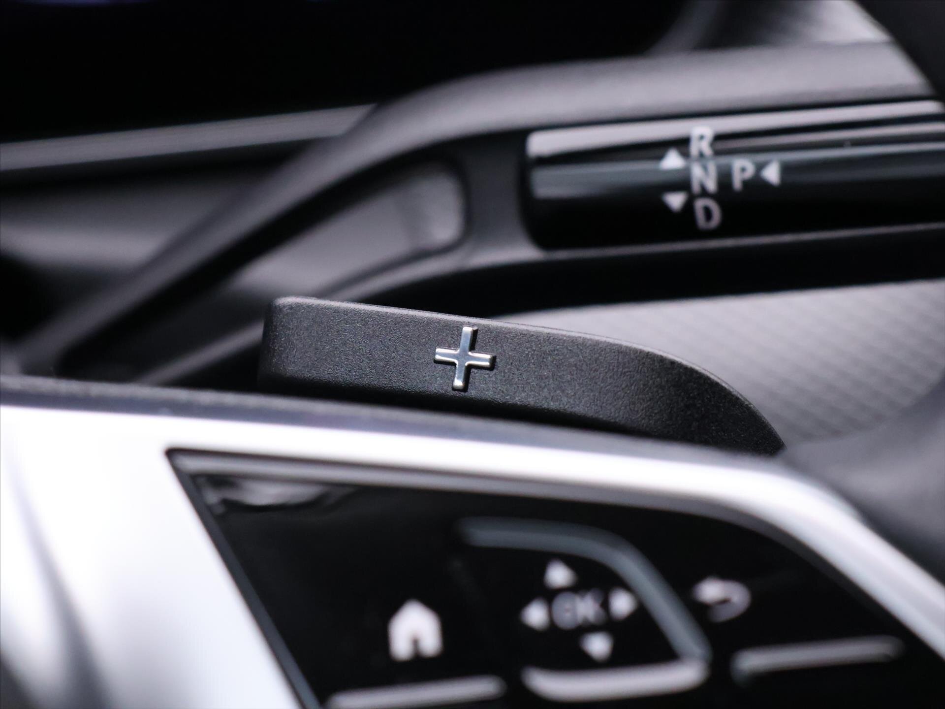 Mercedes-Benz Třídy C Sedan 1,5 l 150 kw