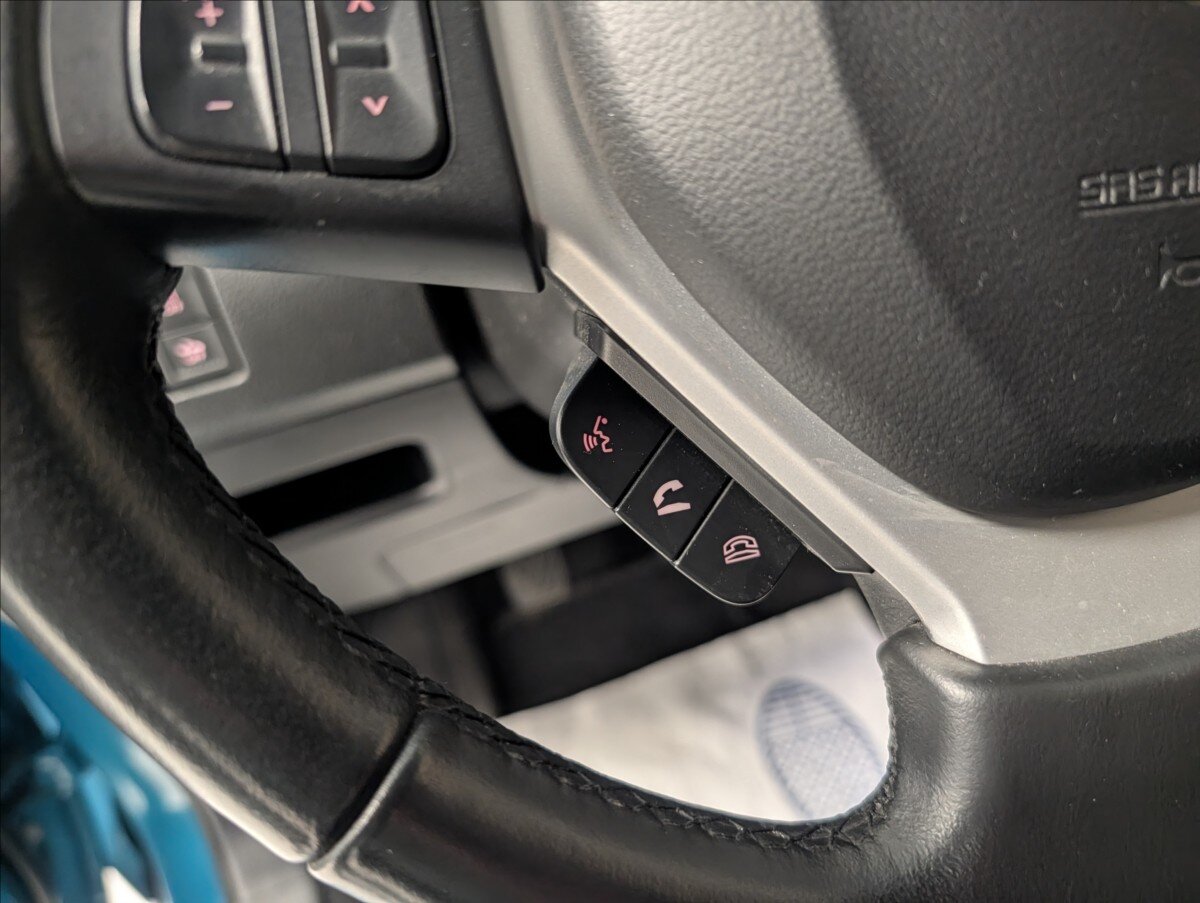 Suzuki Vitara SUV 1,4 l 95 kw