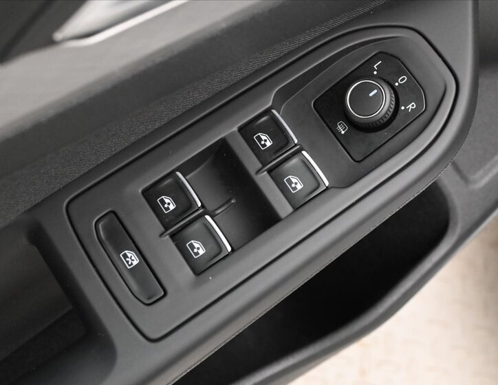 Volkswagen Golf Kombi 2,0 l 110 kw