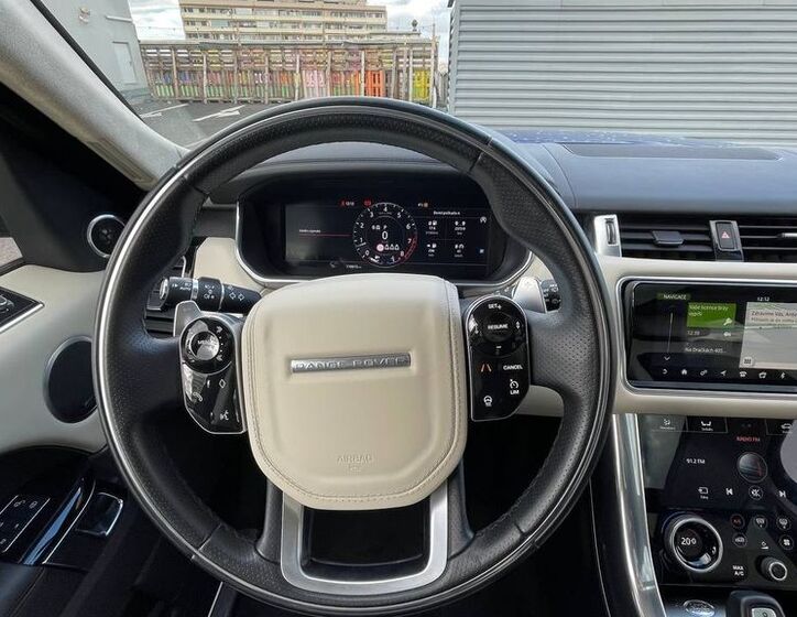 Land Rover Range Rover Sport 7