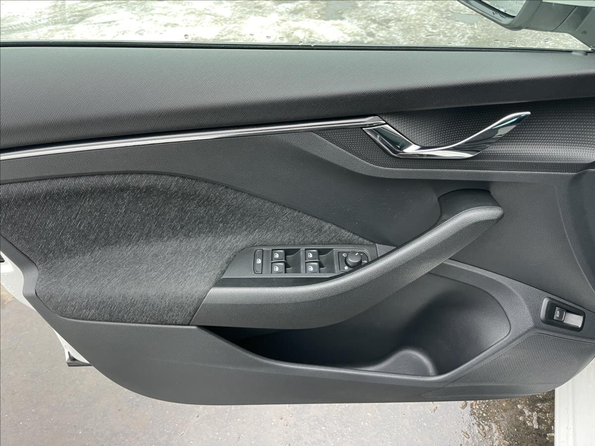 Škoda Scala Hatchback 999,0 81 kw