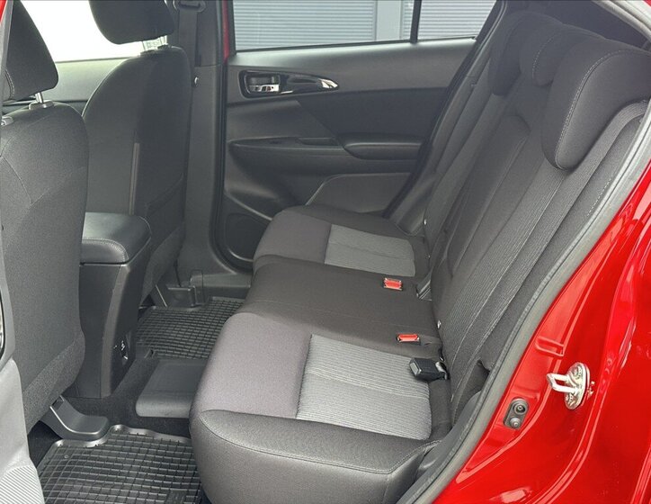 Mitsubishi Eclipse Cross SUV / Terénní 2,4 l 138 kw