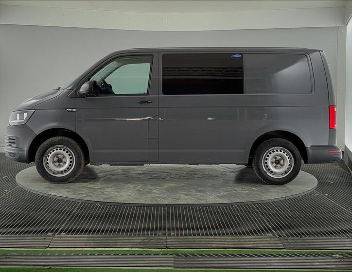 Volkswagen Transporter Kombi 2,0 l 110 kw