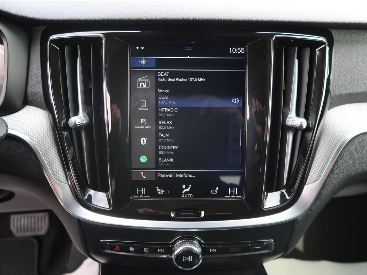 Volvo V60 Kombi 2,0 l 140 kw