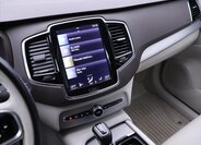 Volvo XC90 SUV / Terénní 2,0 l 165 kw
