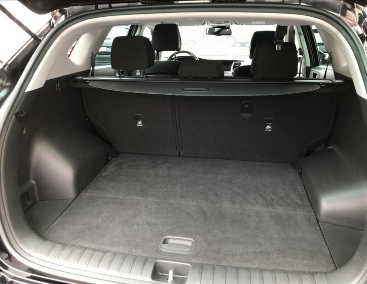 Hyundai Tucson CUV 1,7 l 104 kw