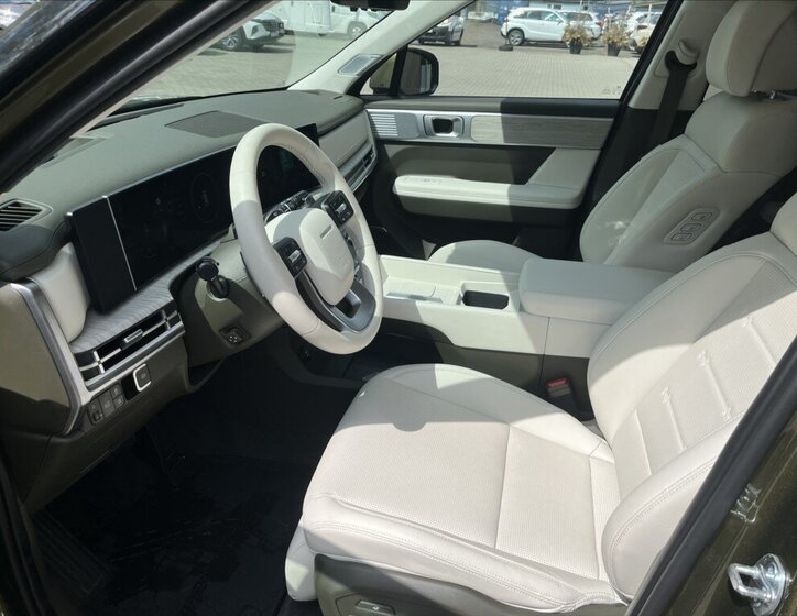 Hyundai Santa Fe SUV / Terénní 1,6 l 185 kw