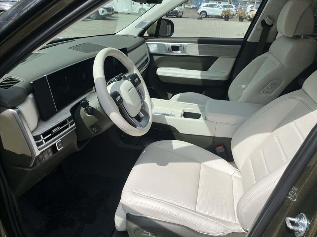 Hyundai Santa Fe SUV / Terénní 1,6 l 185 kw