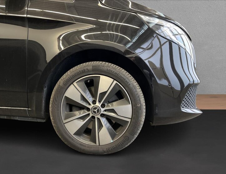 Mercedes-Benz Třídy V 24