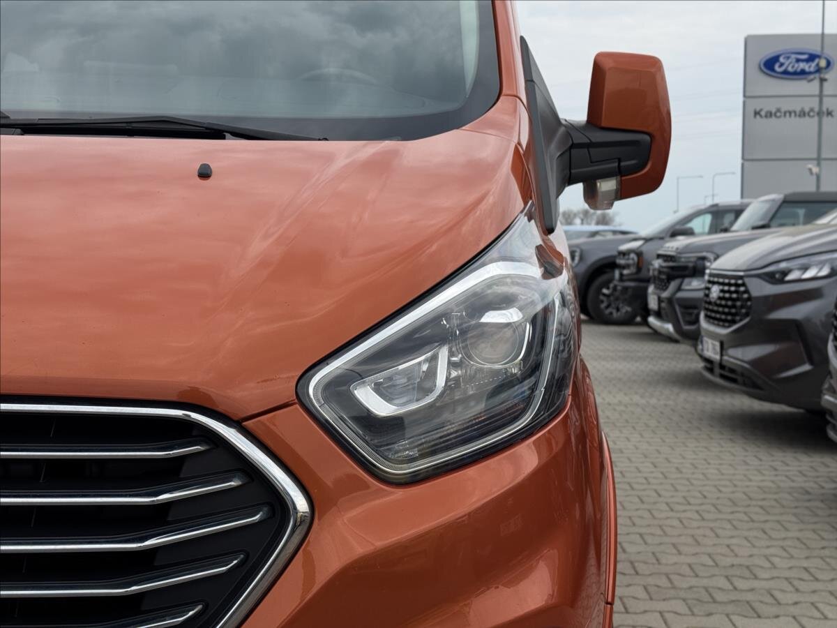 Ford Tourneo Custom MPV 2,0 l 125 kw