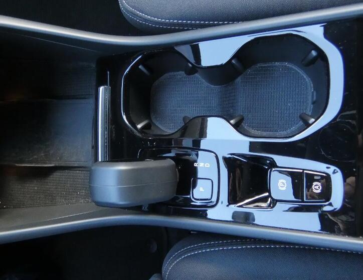 Volvo XC40 17