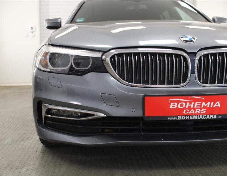 BMW Řada 5 Kombi 2,0 l 140 kw