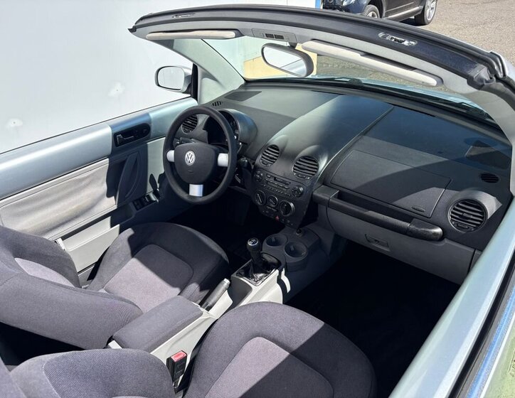 Volkswagen New Beetle Kabriolet 1,4 l 55 kw
