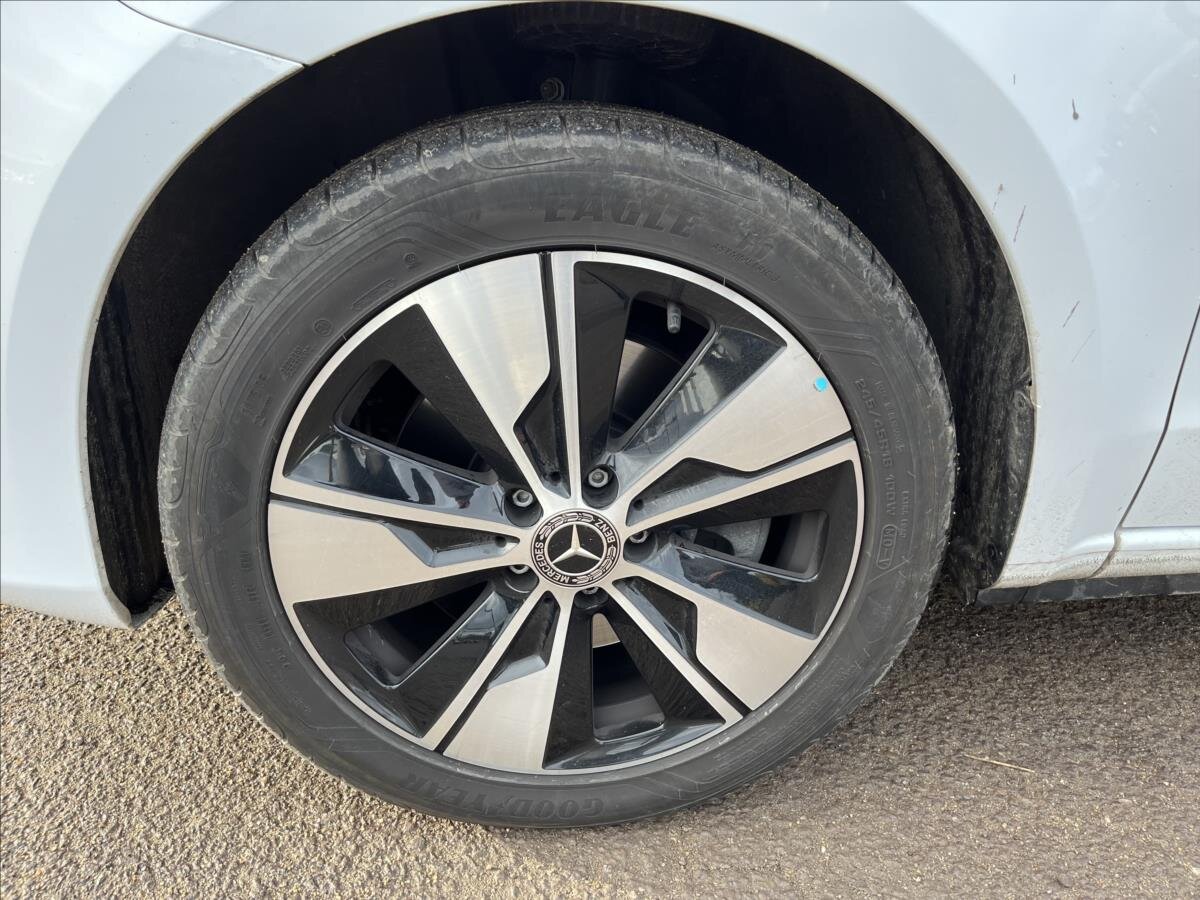 Mercedes-Benz Třídy V MPV 2,0 l 140 kw