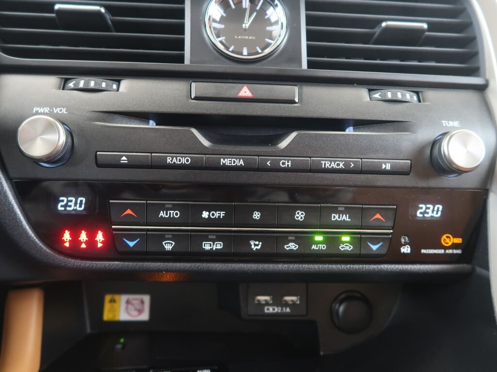 Lexus RX 300 SUV 2,0 l 175 kw