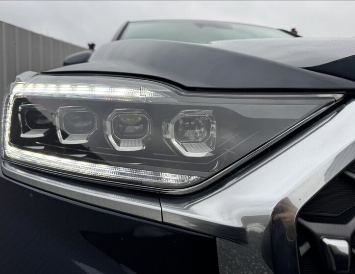 SsangYong Rexton SUV 2,2 l 148 kw