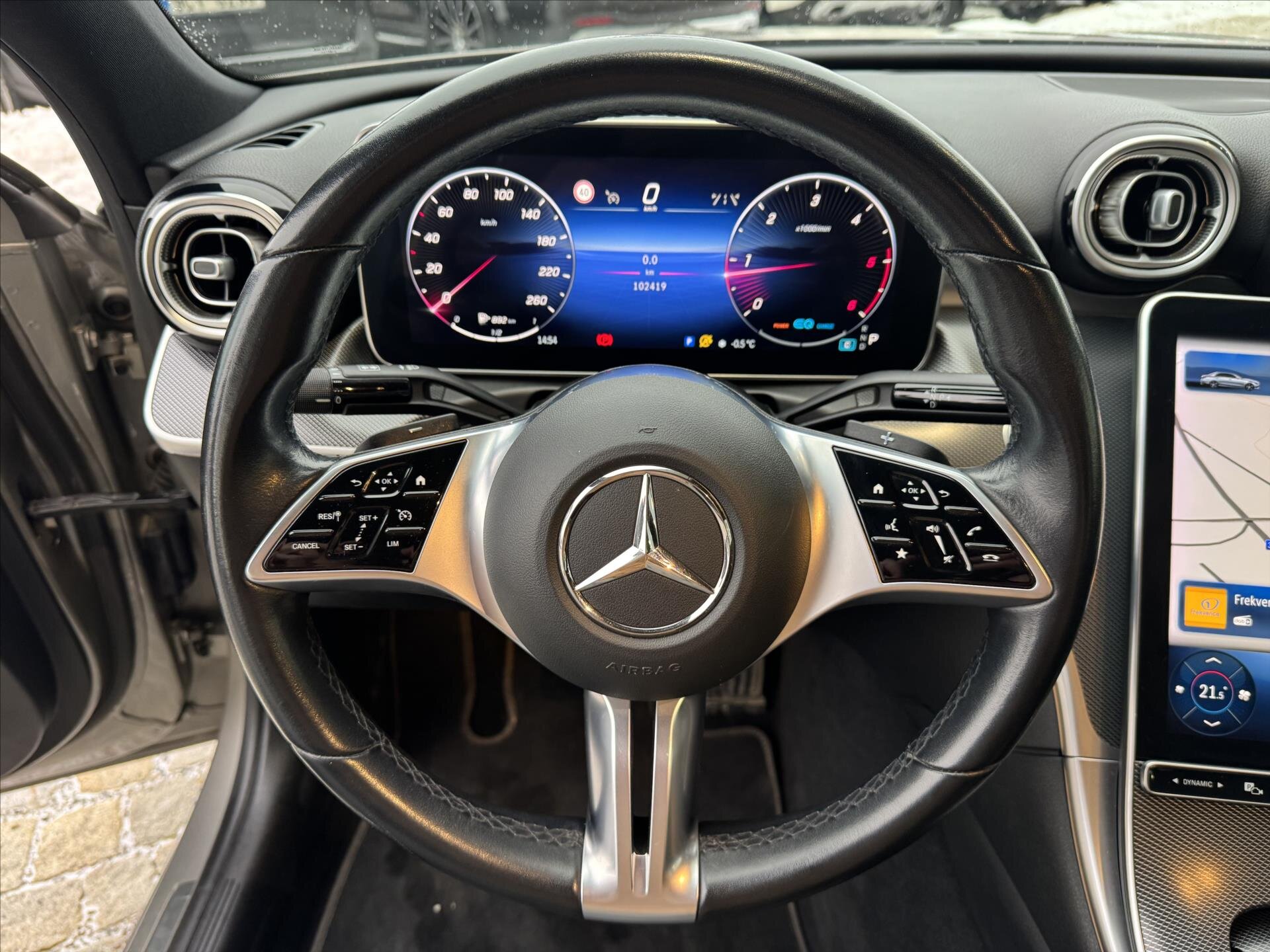 Mercedes-Benz Třídy C Sedan 2,0 l 147 kw