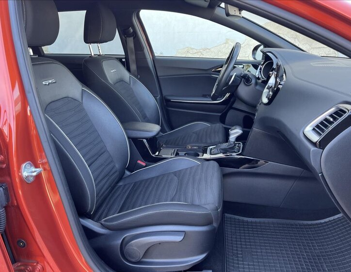 KIA Ceed Kombi 1,5 l 117 kw