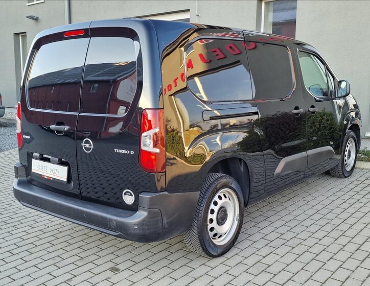 Opel Combo 10