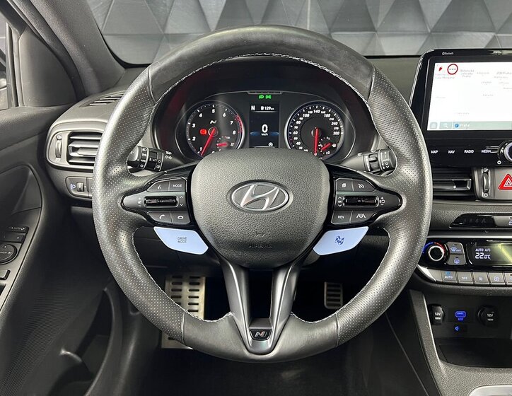 Hyundai i30 Hatchback 2,0 l 206 kw