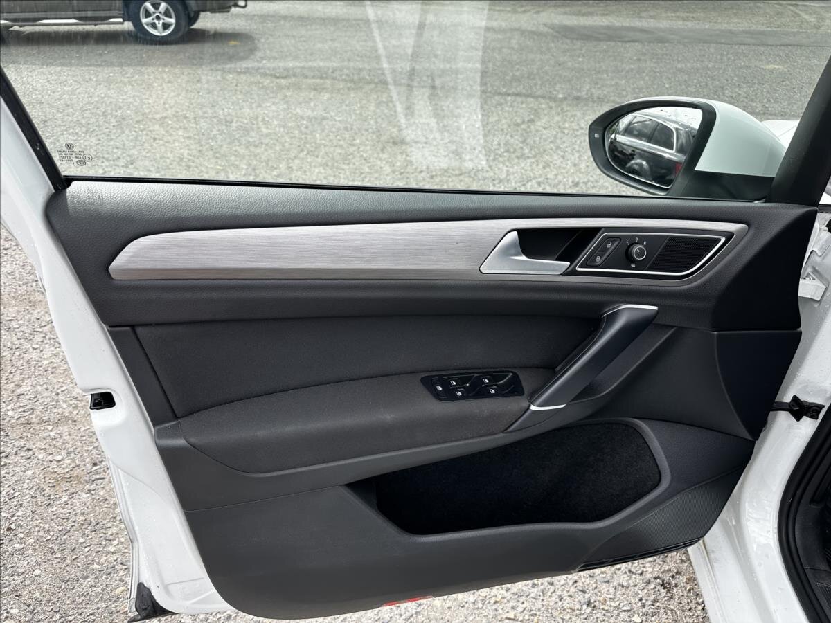 Volkswagen Golf Sportsvan