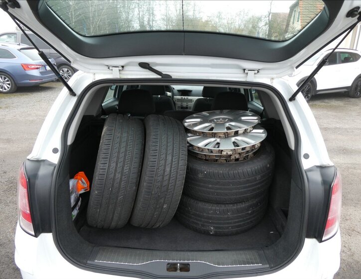 Opel Astra Kombi 1,7 l 74 kw